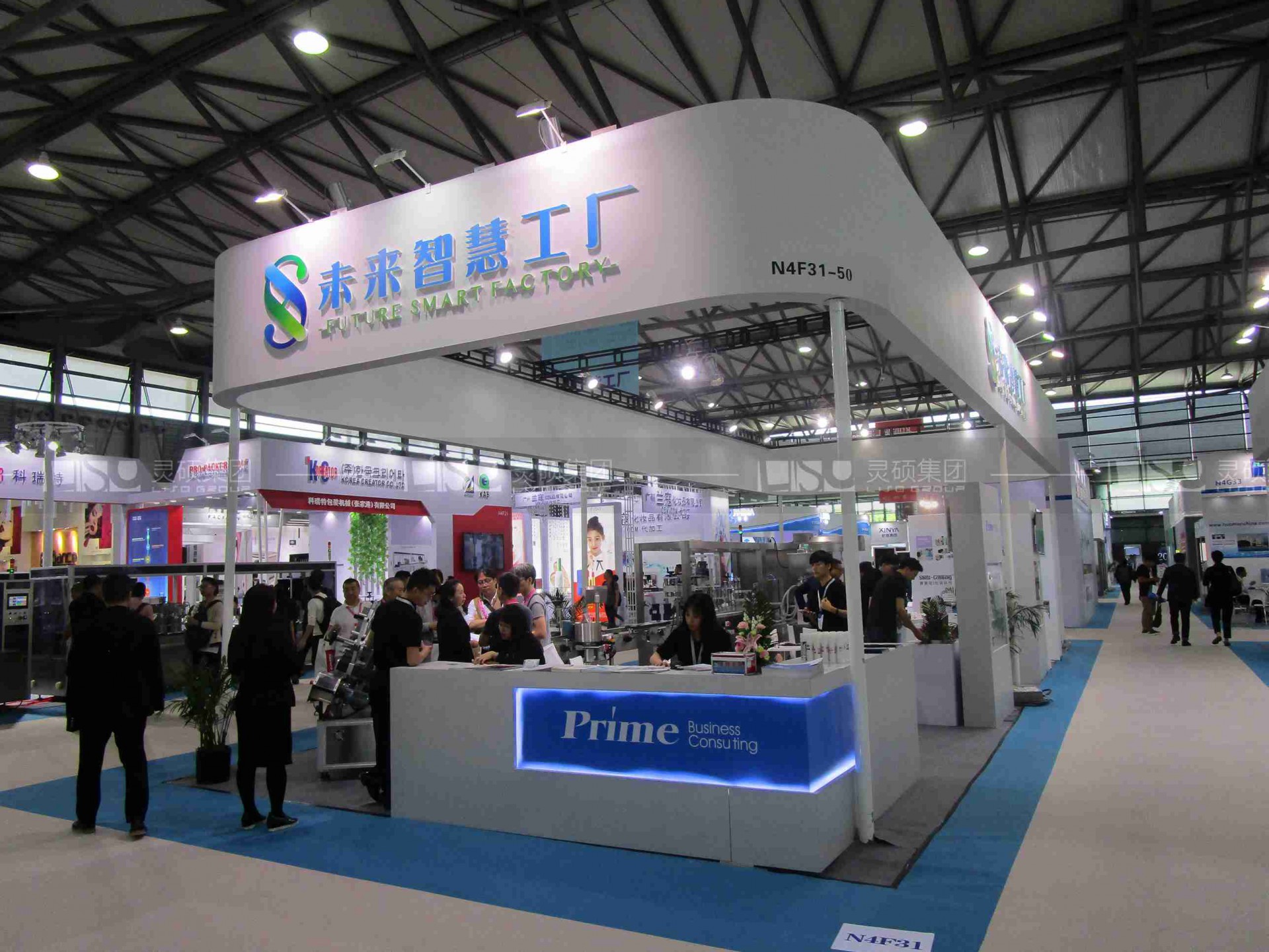 派姆-美容展展臺設(shè)計(jì)案例