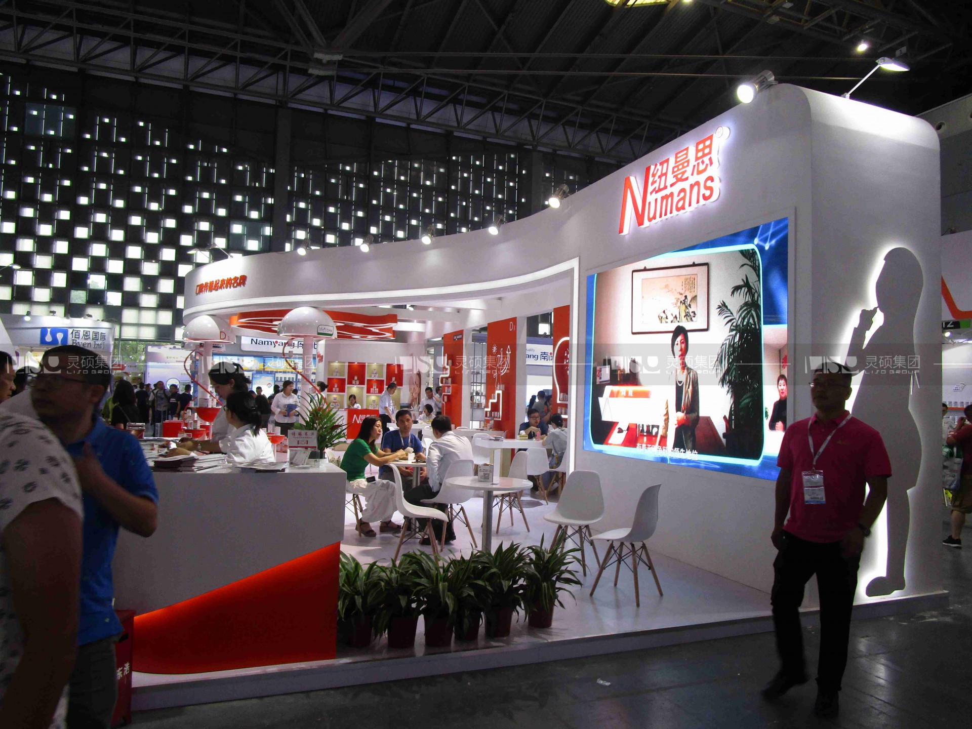 金紐曼思- CBME孕嬰童展展臺(tái)設(shè)計(jì)案例