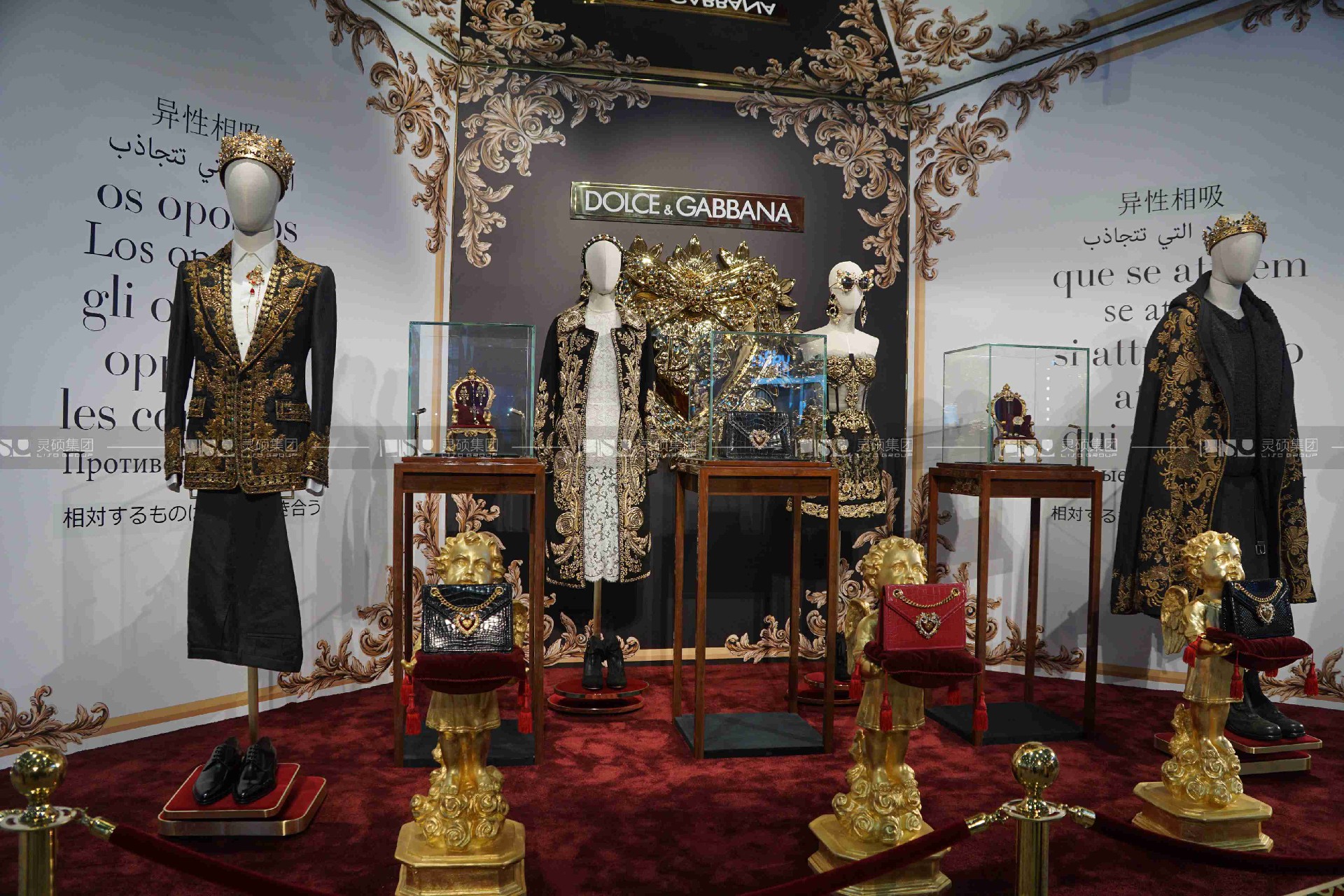 杜嘉班納-2019年上海展會(huì)展臺(tái)設(shè)計(jì)案例