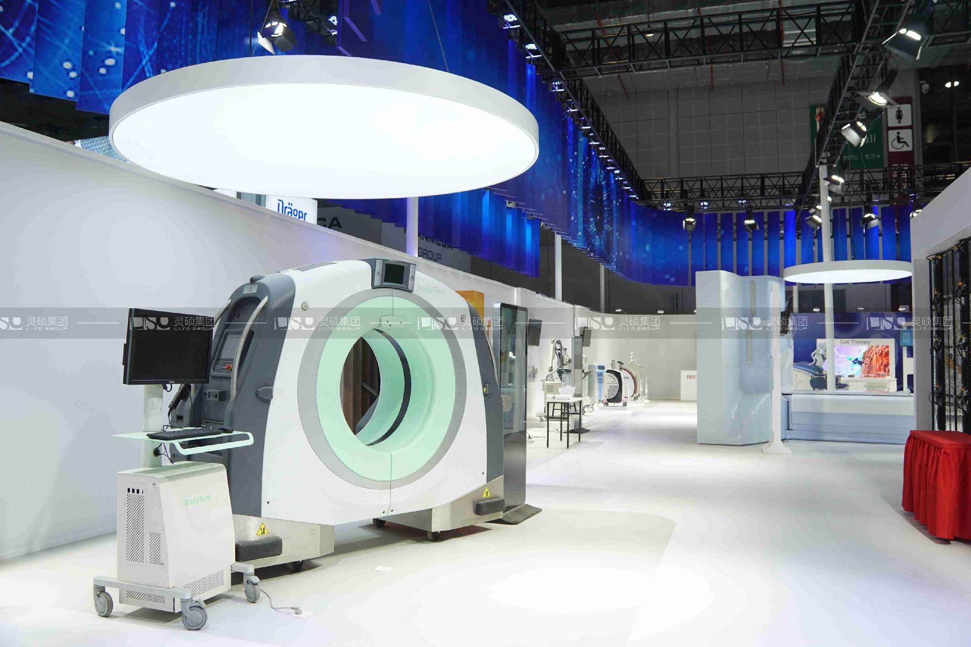 復(fù)星Fosun Health-2019年上海展會(huì)展臺(tái)設(shè)計(jì)案例