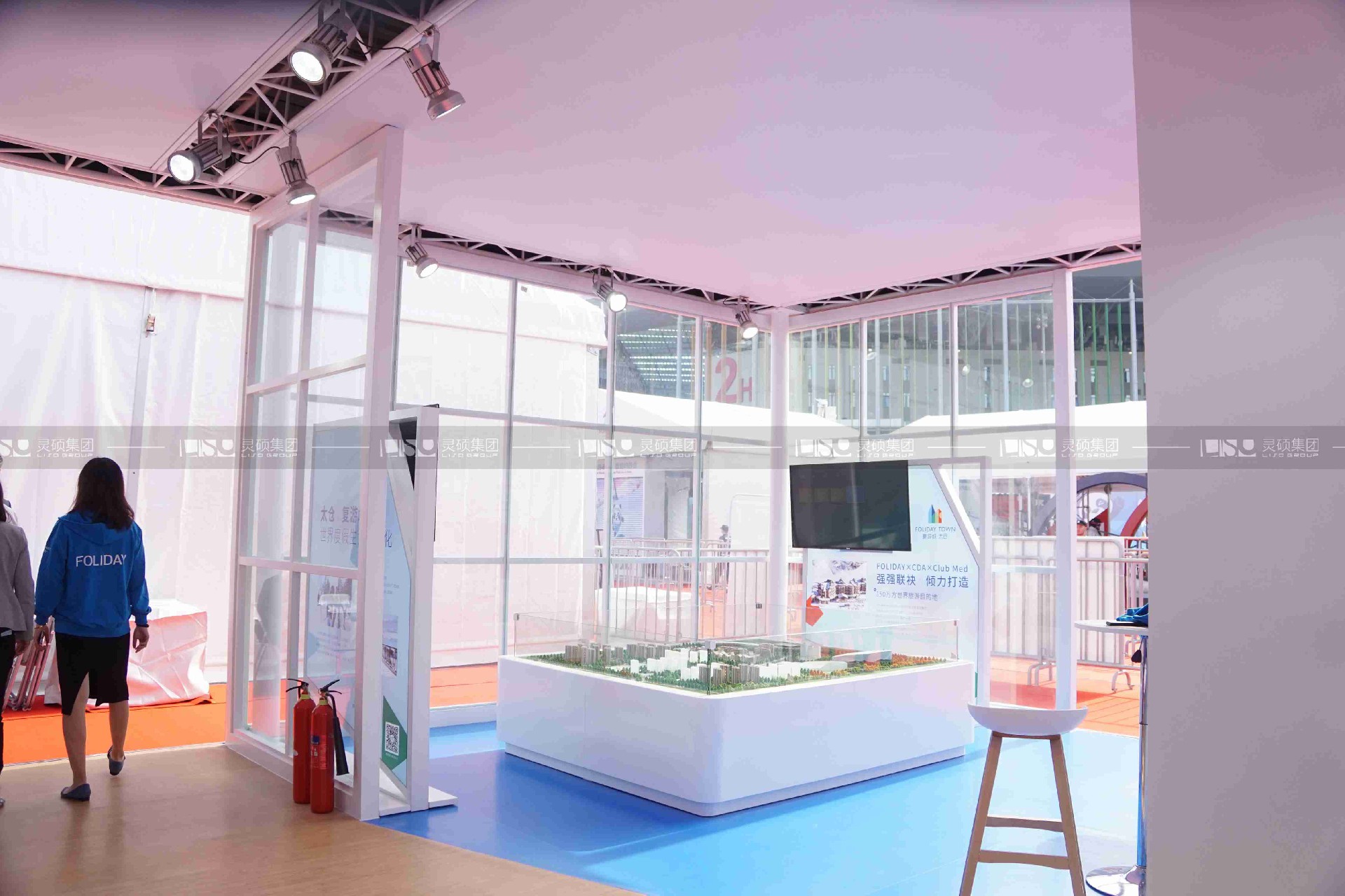 復(fù)星旅文-2019年上海展會展臺設(shè)計案例