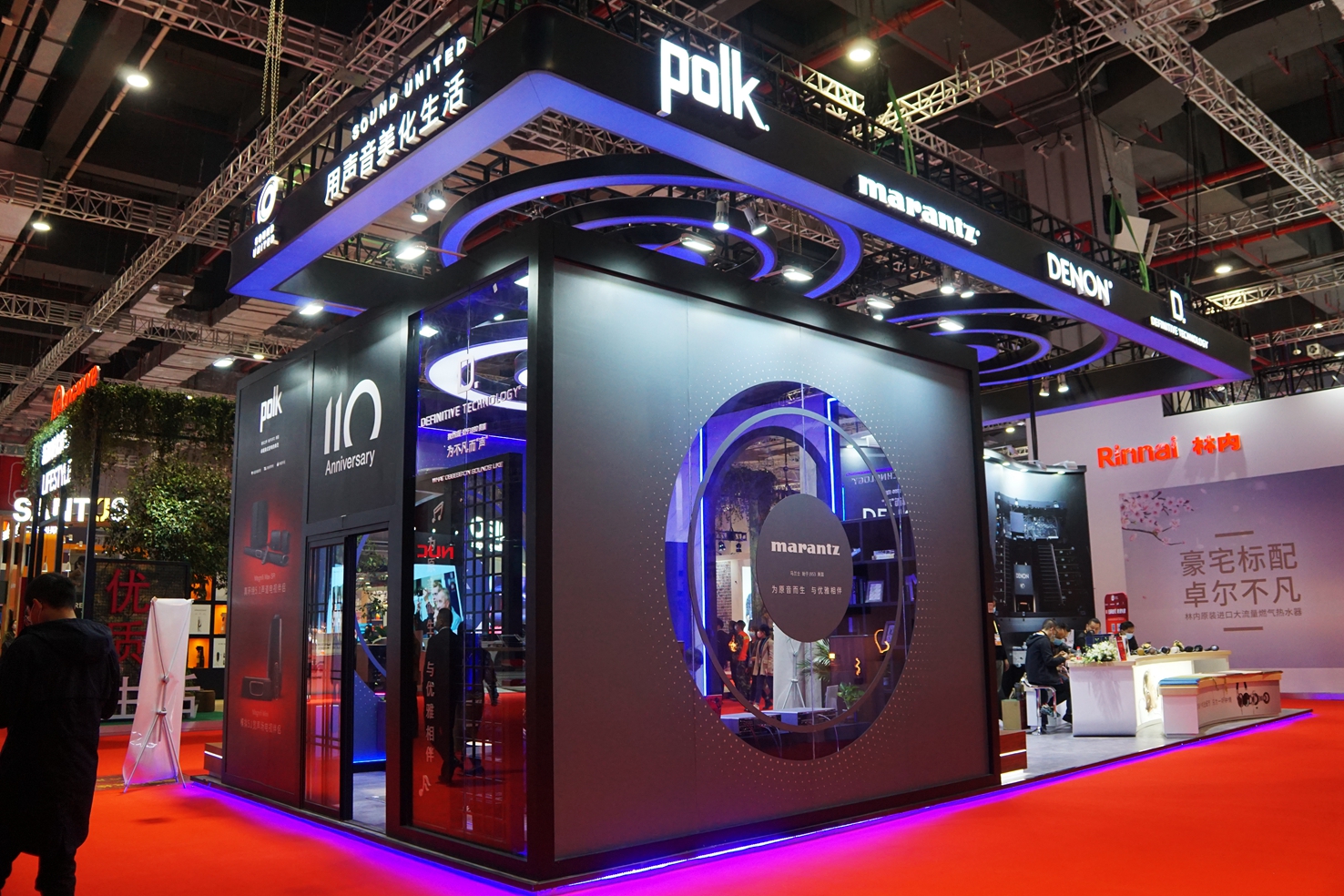 上海特裝展臺設計搭建.jpg
