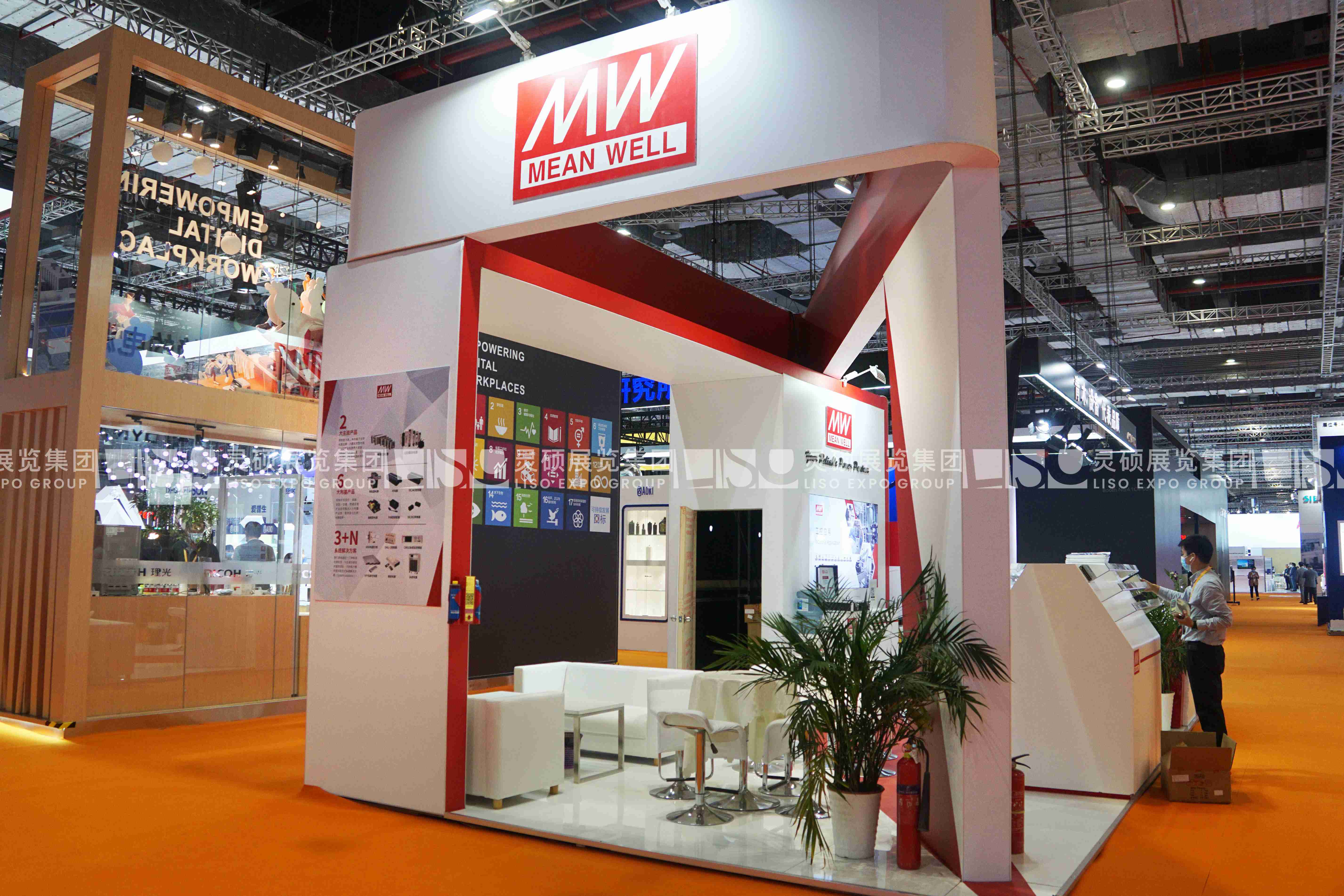 明緯-上海展會(huì)展臺(tái)設(shè)計(jì)案例