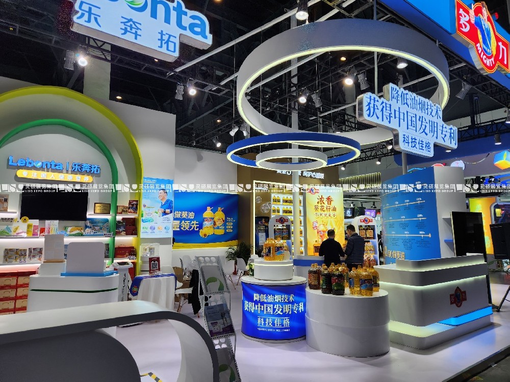 展覽設(shè)計(jì)布置常用哪種布局形式？