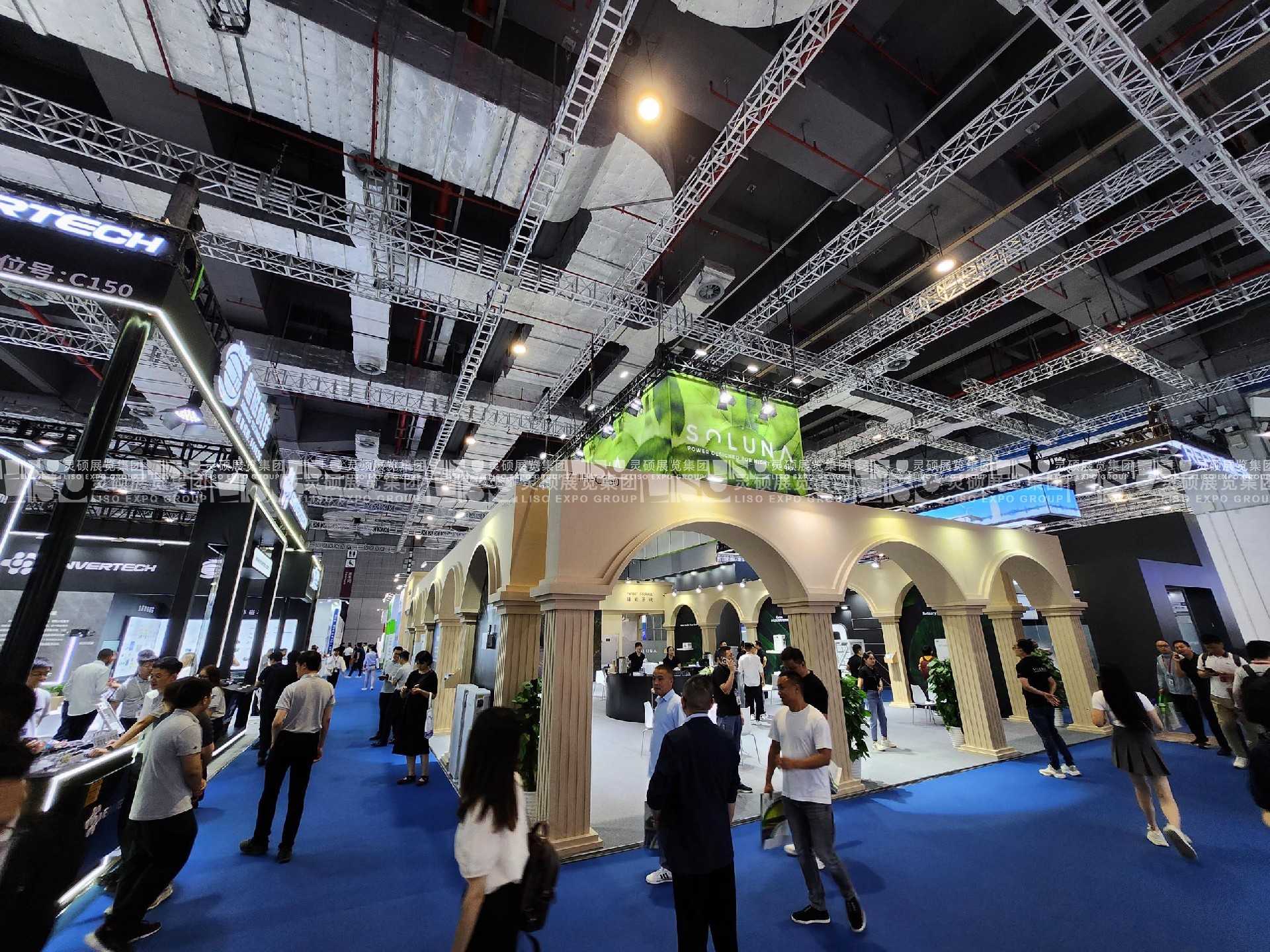 SNEC展臺設(shè)計搭建案例-德朗能